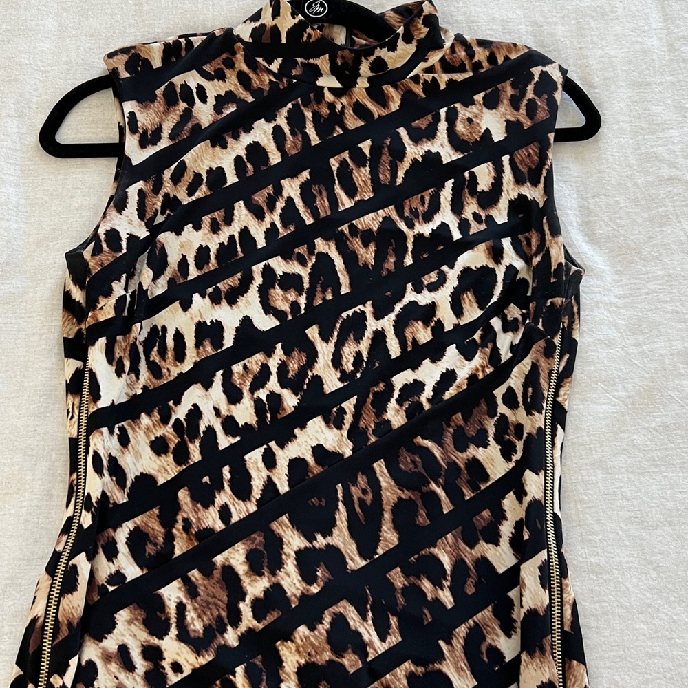 Cache Animal Print Dress beautifully designed!ELEGANT !